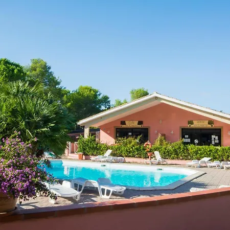 Casa de Férias Gineprino-3 By Interhome *